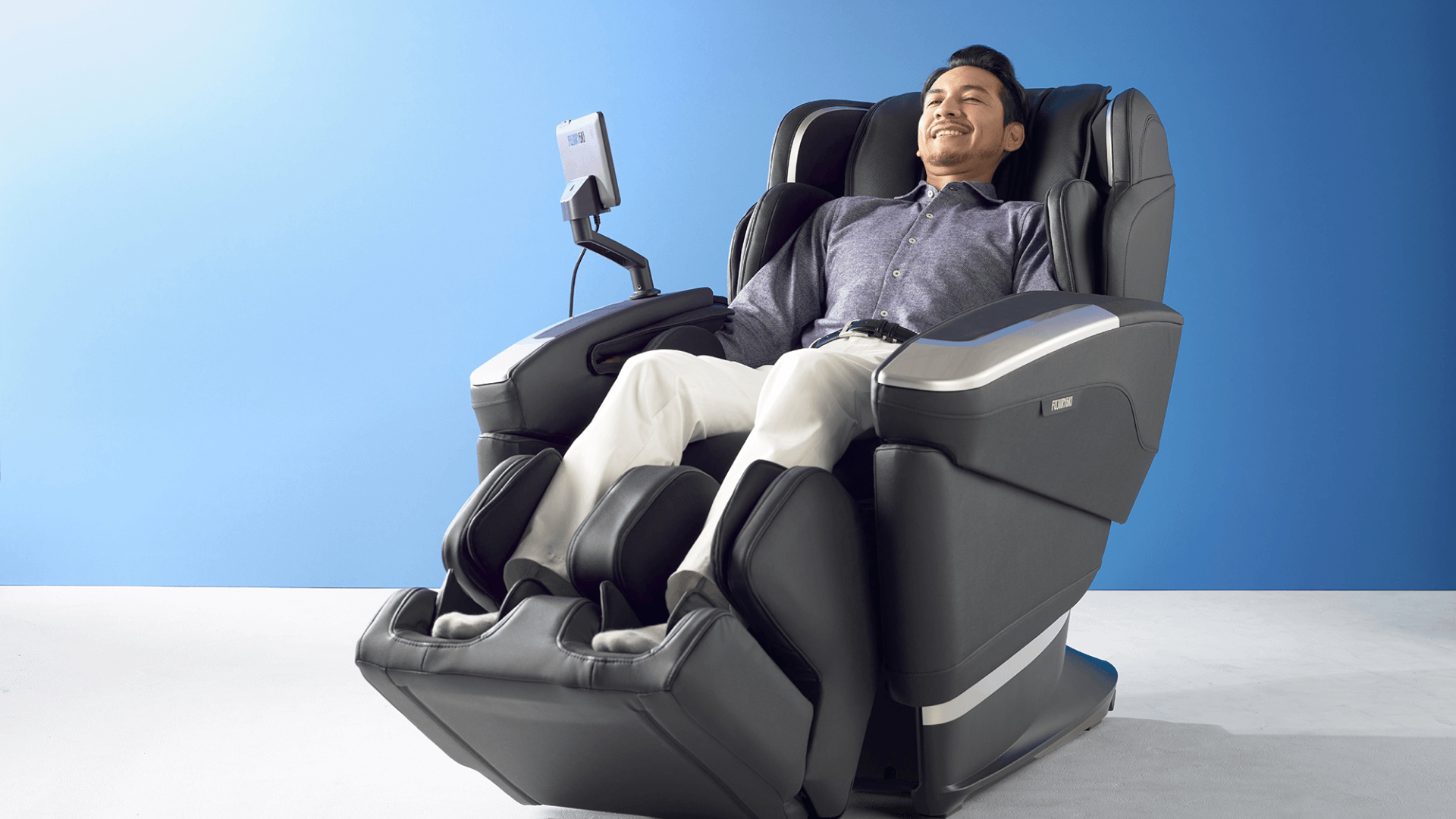 Fujiiryoki Massage Chairs