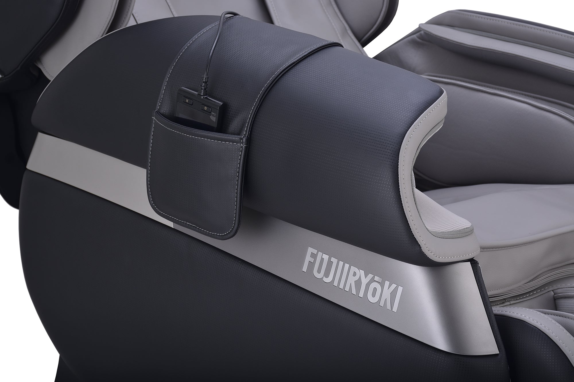 Fujiiryoki Calm Plus Massage Chair