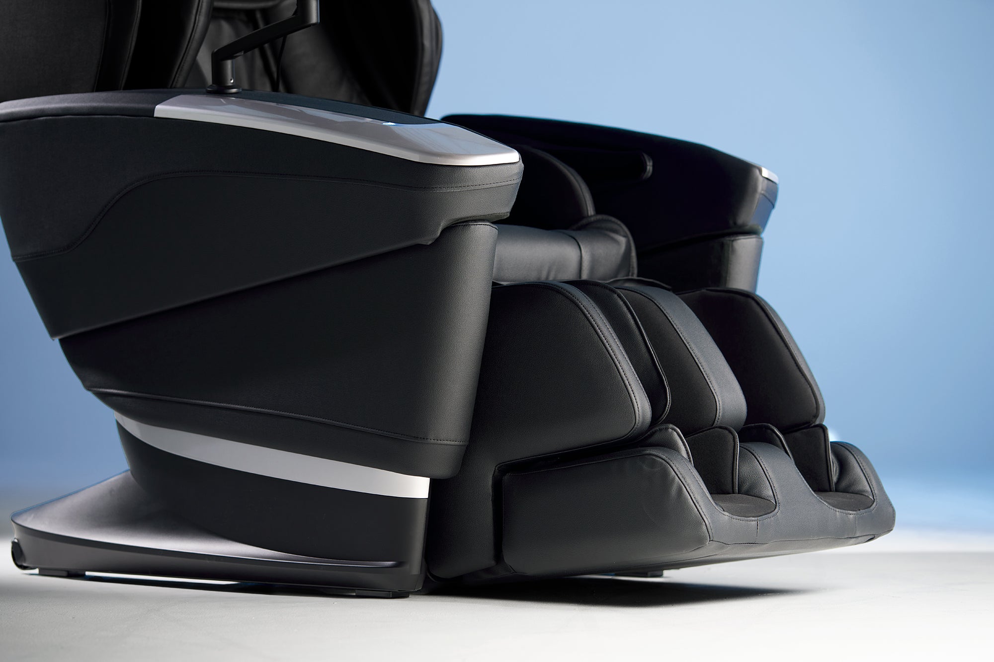 Fujiiryoki Cyber Relax 5D Ai Massage Chair