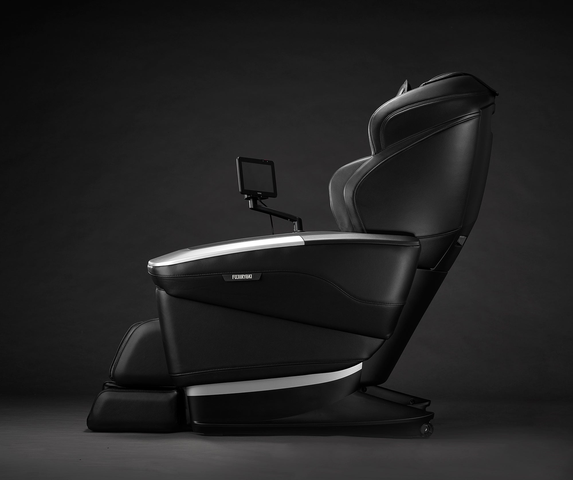 Fujiiryoki Cyber Relax (Executive Edition) 5D Ai Massage Chair