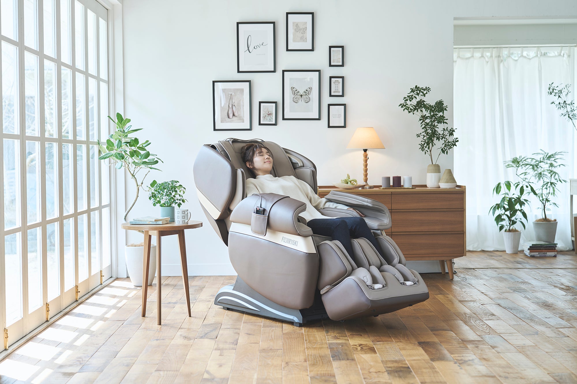 まんまるさん専用Peace & Calming とDeep Relief Fujiiryoki Calm Plus Massage Chair – Massage Chair Headquarters