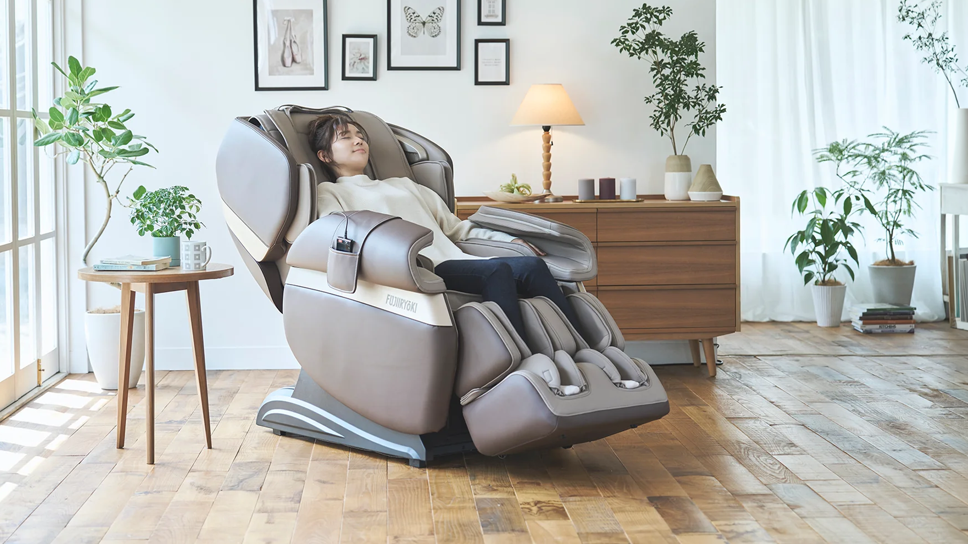 Fujiiryoki Calm Plus Massage Chair