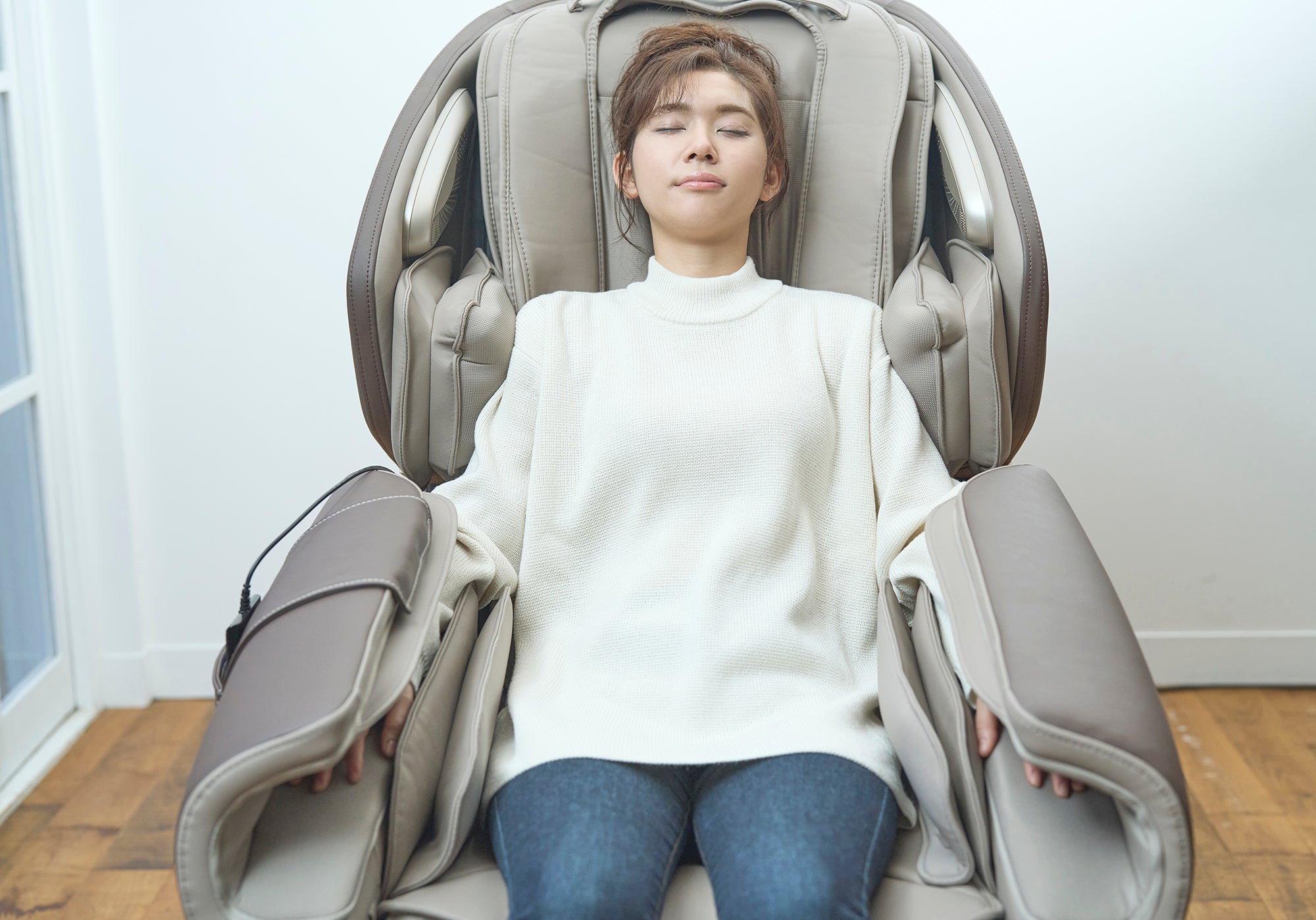 Fujiiryoki Calm Plus Massage Chair – Massage Chair Headquarters