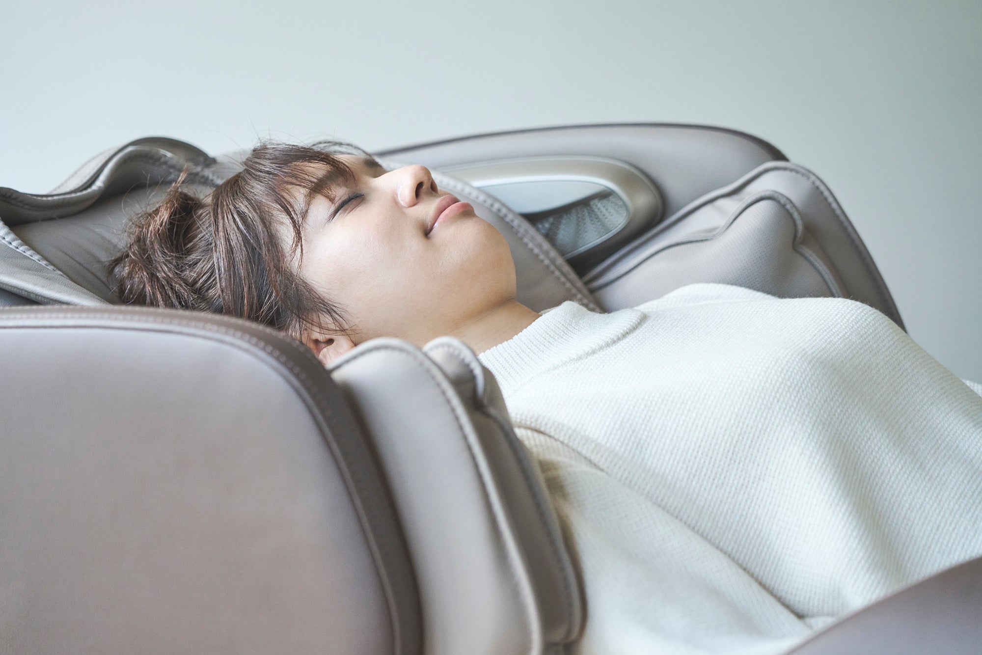 Fujiiryoki Calm Plus Massage Chair – Massage Chair Headquarters