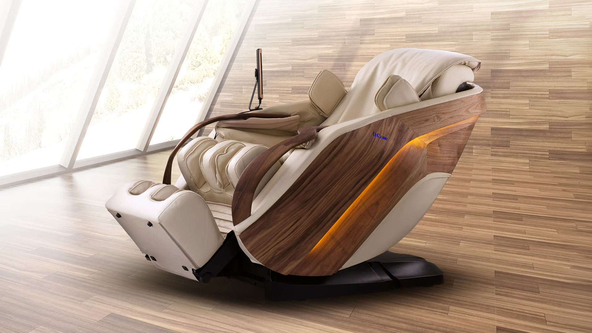 DCore Cirrus-JP Massage Chair