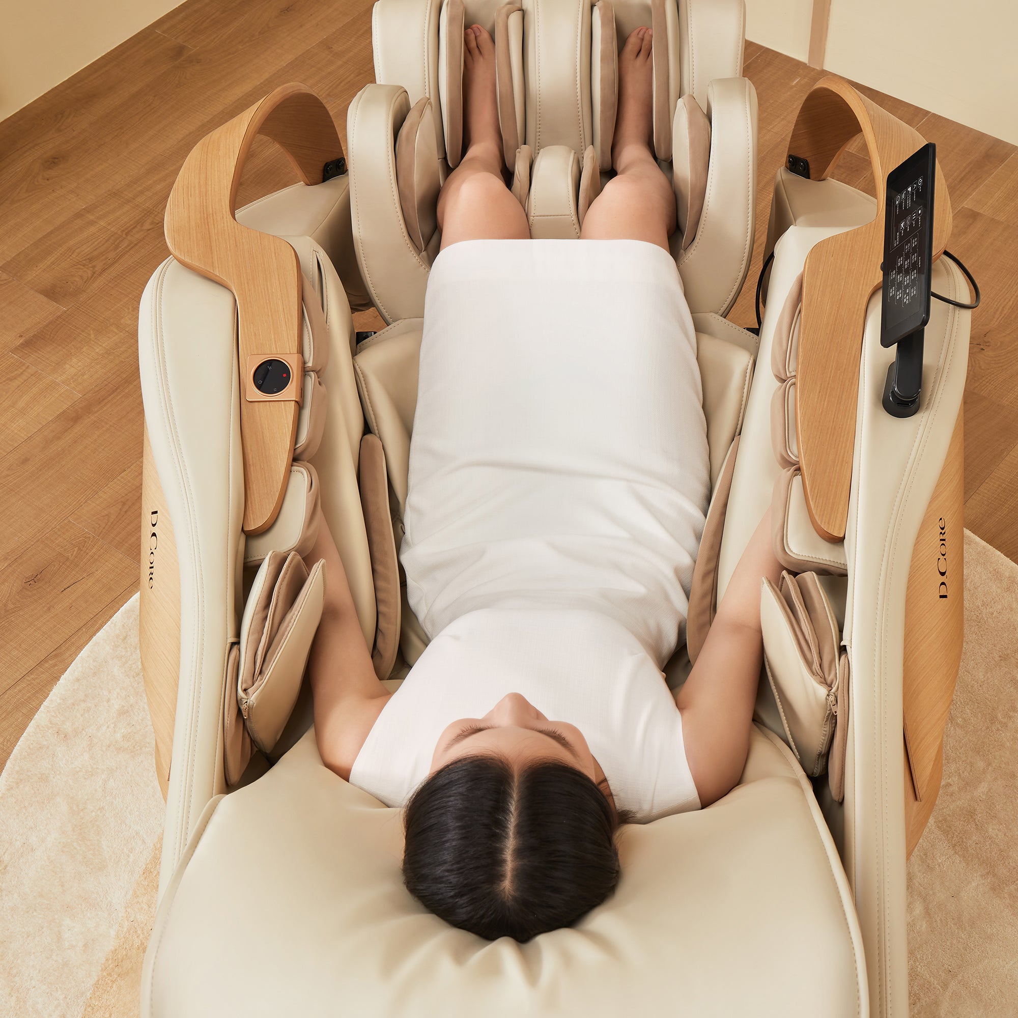 Dcore 2 Massage Chair