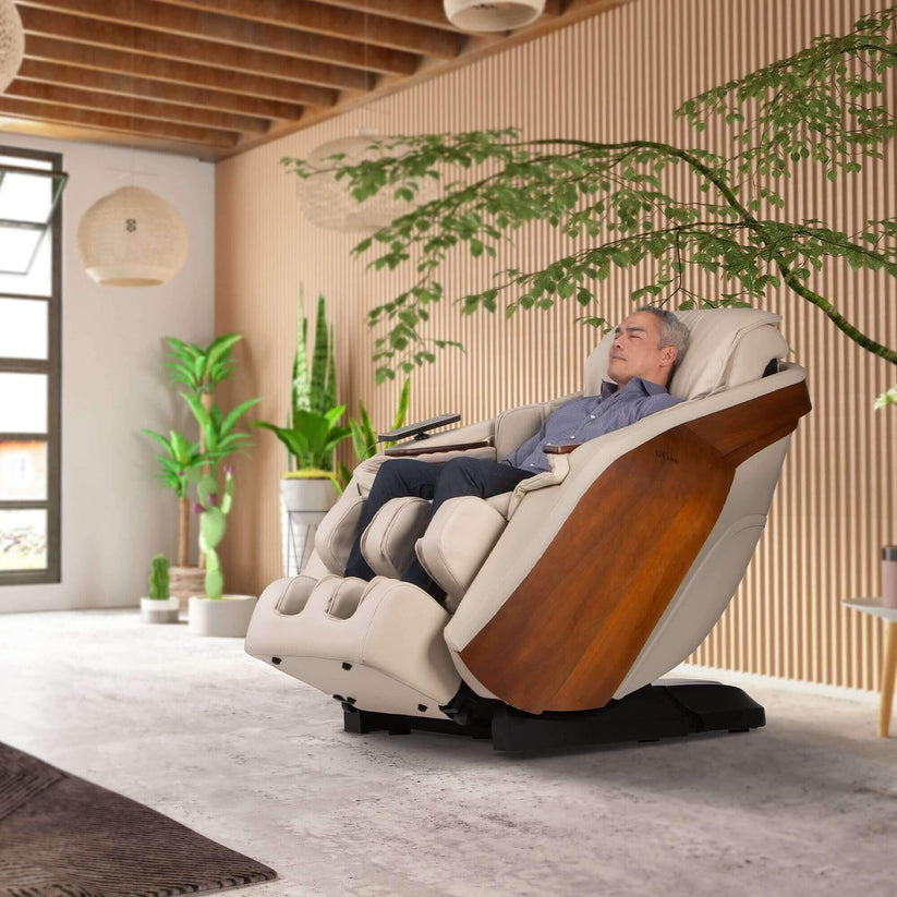 Dcore Stratus-JP Massage Chair