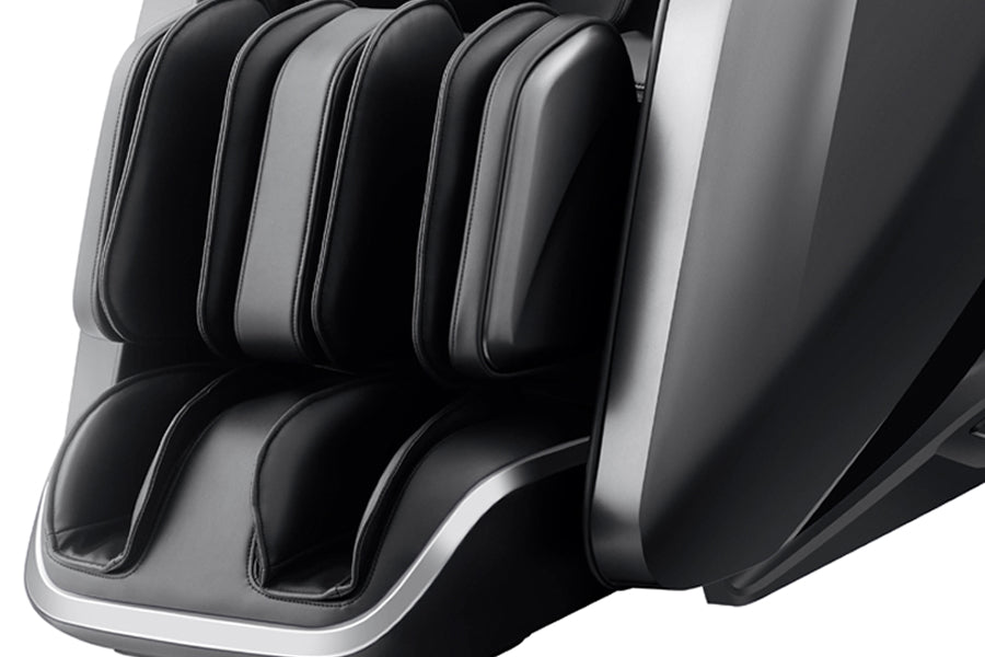 Close-up of Fujiiryoki Cyber Relax Pro 4D Massage Chair lower body area